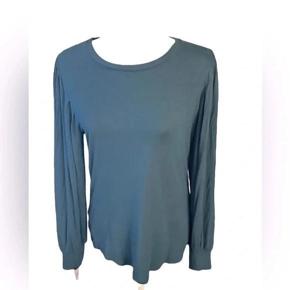 Tahari Bishop Stretch Knit crewneck Teal Blouse Size Small Boho Festive Light - Picture 1 of 9